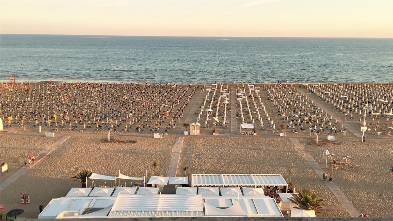 Condominio Bel Sole Bibione Exterior foto